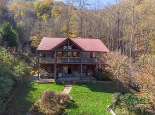 431 Wild Turkey Dr, Whittier, NC 28789