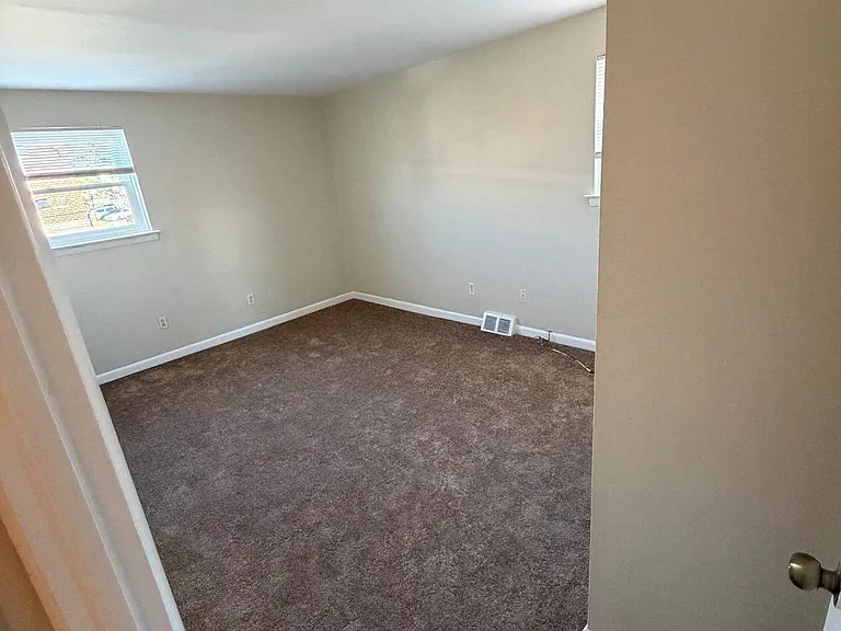 2343 Hoffnagle St — Photo 10