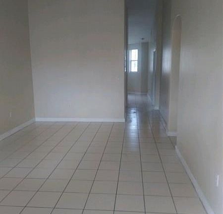 4th image of 2728 SE 17th Ave Unit 202