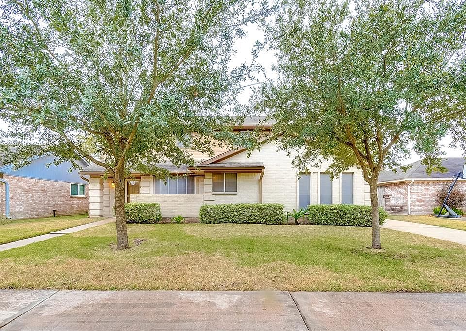 1st image of 10526 Sagemeadow Ln