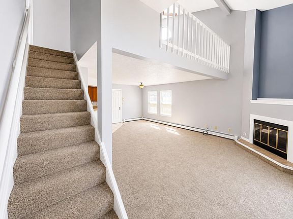 5th image of 7457 E Huntington Dr Unit 4