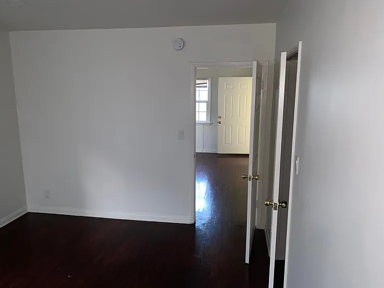 7711 Romaine St #7711 — Photo 19