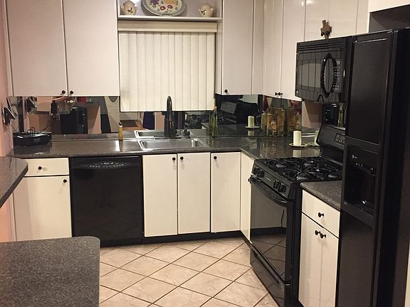 2nd image of 75 Briarwood Ln