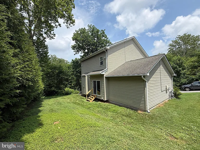 10215 Daventry Dr — Photo 2