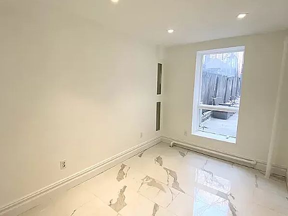 5th image of 125 E 30th St #1BB