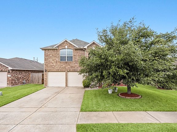 4th image of 2623 Leopard Ct