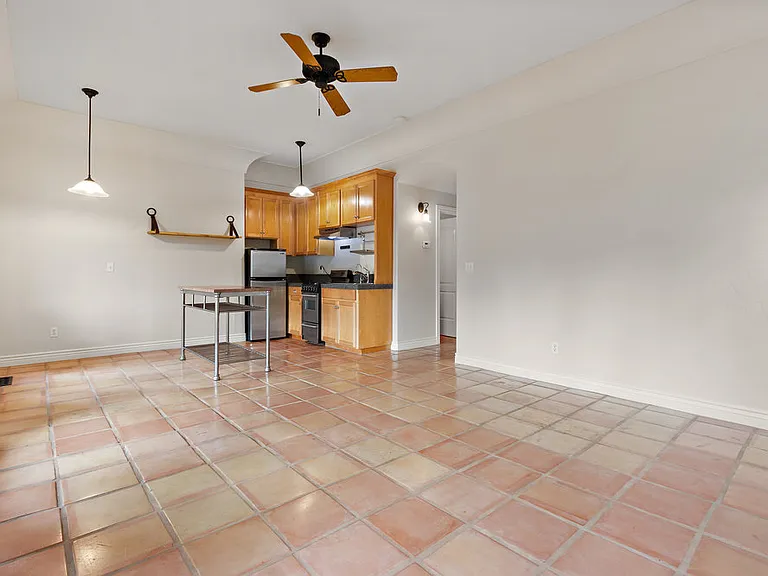 6362 Broadway Ter — Photo 27