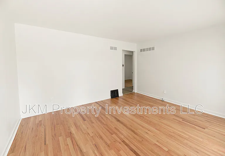 135 Saint Maurice Ln — Photo 4