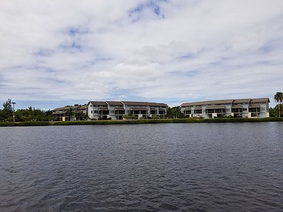 4th image of 5411 Blue Crab Cir #2