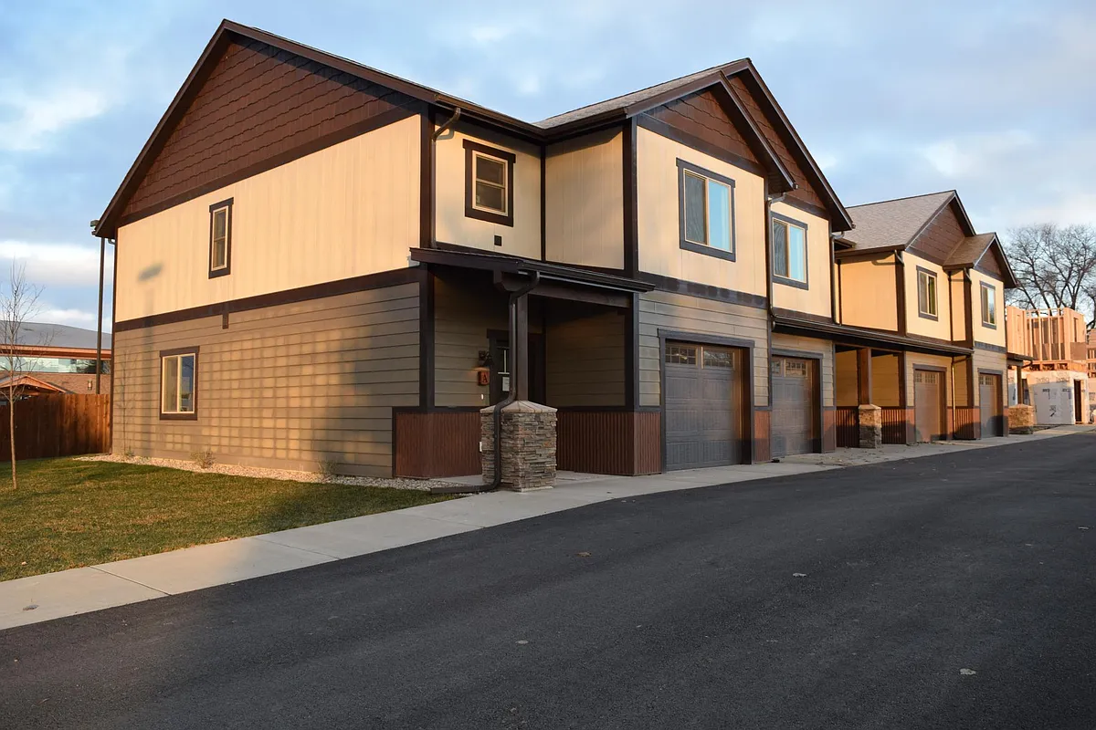Building Photo - 97 Financial Dr #B