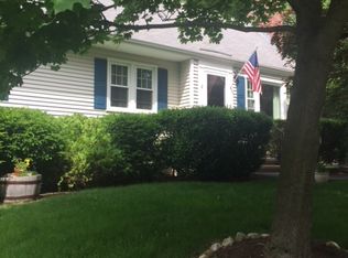 2 Rocky Hill Rd, Burlington, MA 01803