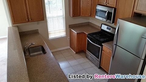 5th image of 15600 Everglade Ln APT 302