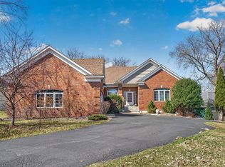 16215 37th Ave N, Plymouth, MN 55446