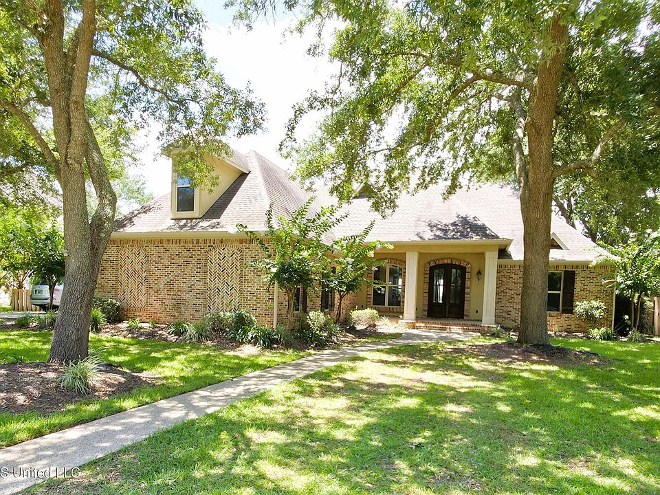 1st image of 3024 Oakleigh Cir