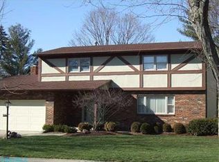 7045 Rieber St, Columbus, OH 43085