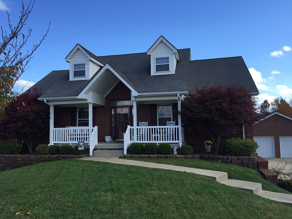 1st image of 108 Lexington Ct