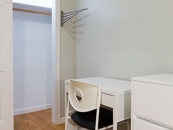 5th image of 1057 Saratoga St #3A