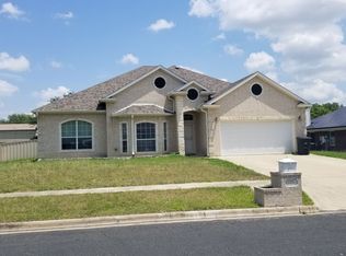 215 Turtle Creek Dr, Killeen, TX 76542