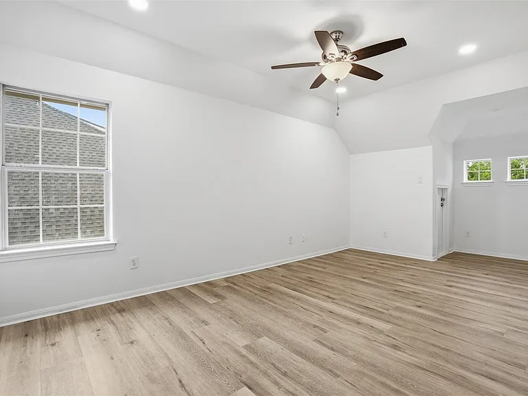 2802 Kestrel Trace Ln — Photo 34