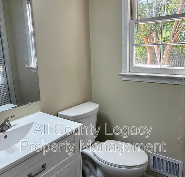 1224 Cone Cir — Photo 6