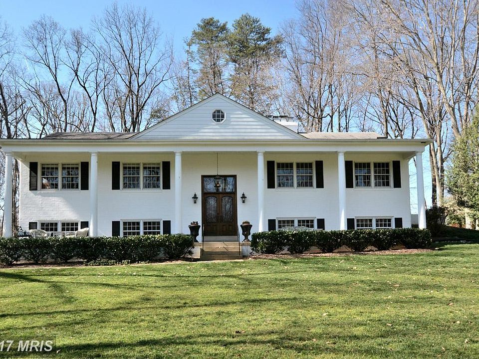 Exterior (Front)