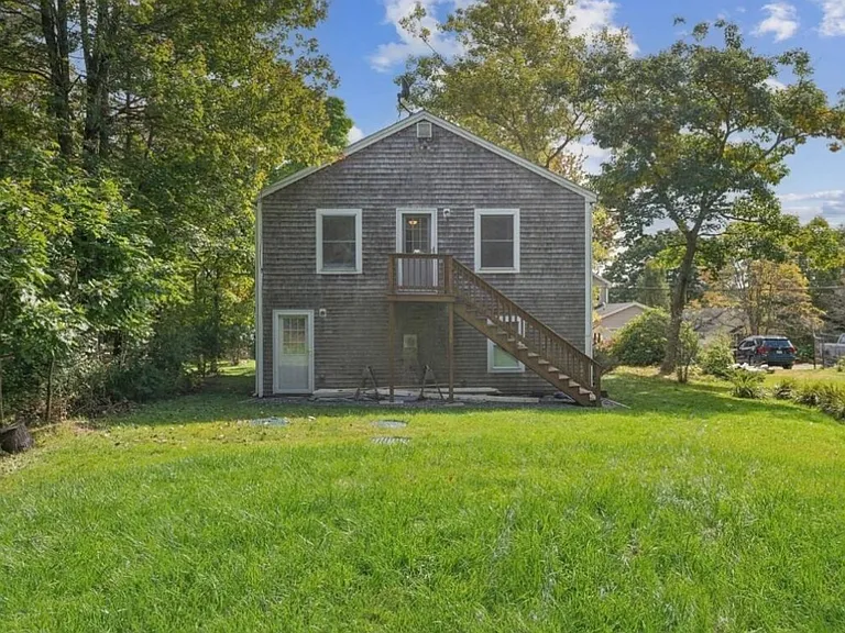 Windemere Rd — Photo 31