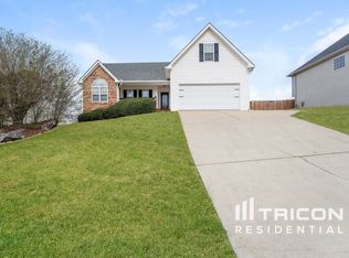 916 Kendall Park Dr, Winder, GA 30680