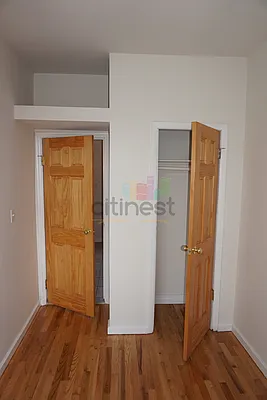 Rented by Citi Nest Group LLC | media 32