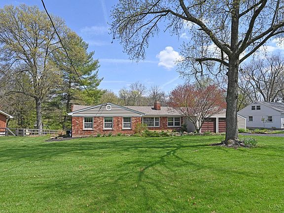 2nd image of 7468 Heatherwood Ln