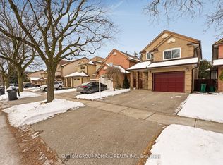 52 Garden Ave, Brampton, ON L6X 1M5