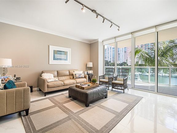 4th image of 3330 NE 190th 310 Aventura #310
