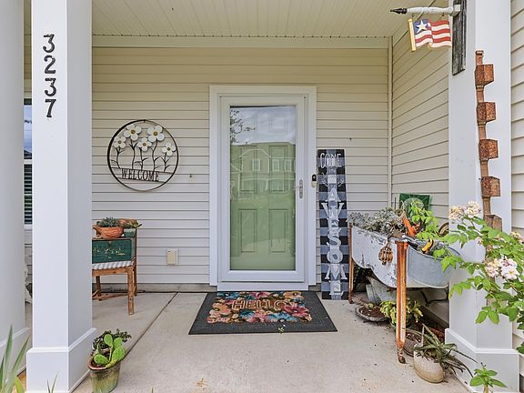4th image of 3237 Saddlewood Circle