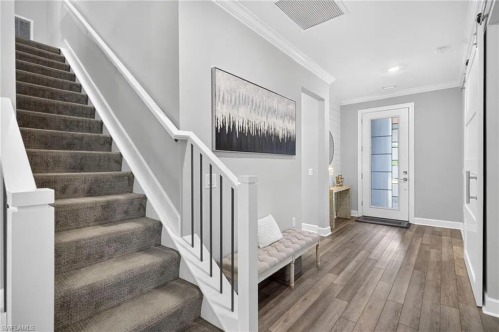 4 bed, 3.0 bath, 3072 sqft, $5,800 — Photo 4