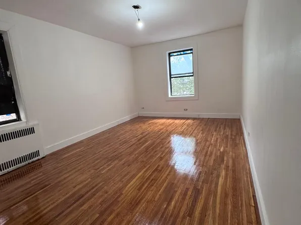 24 Tehama Street image 1 of 2
