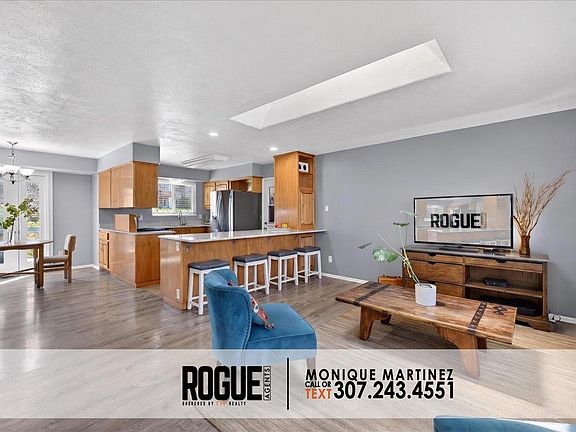 4th image of 4371 Sunrise Dr
