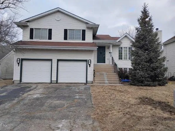 1074 Bothwell Cir, Bolingbrook, IL 60440