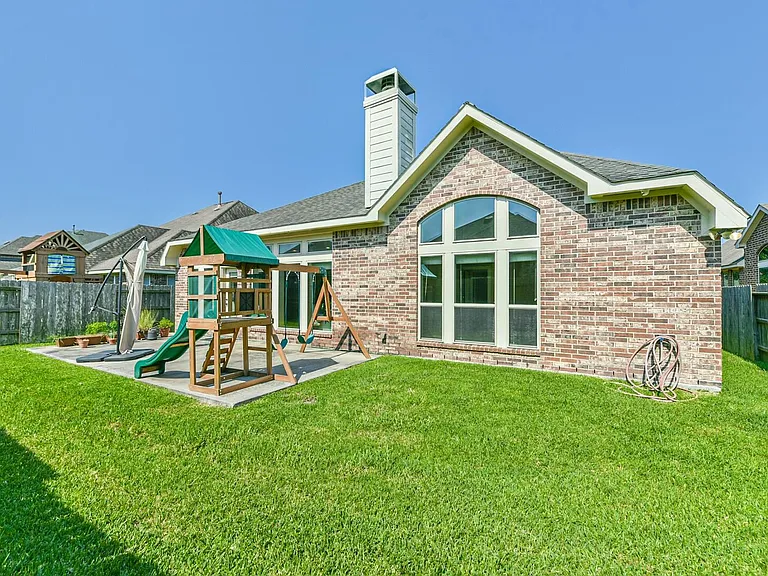 10323 Belvamera Rd — Photo 25