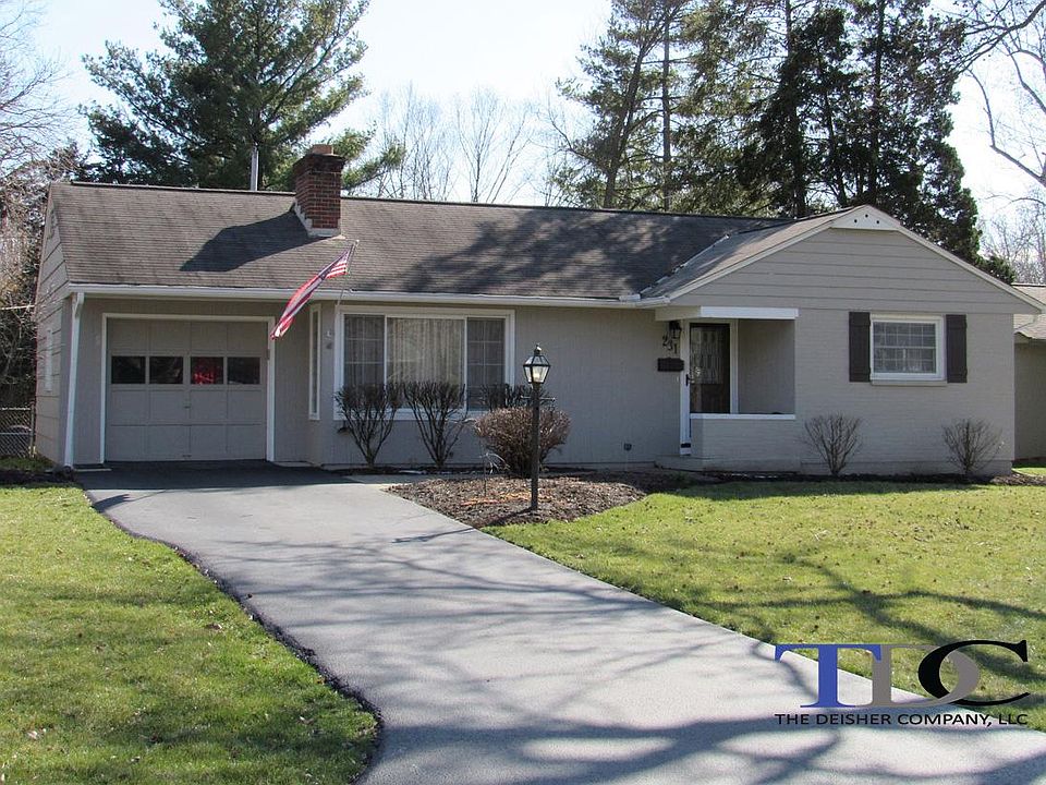 Front of 231 Pinney