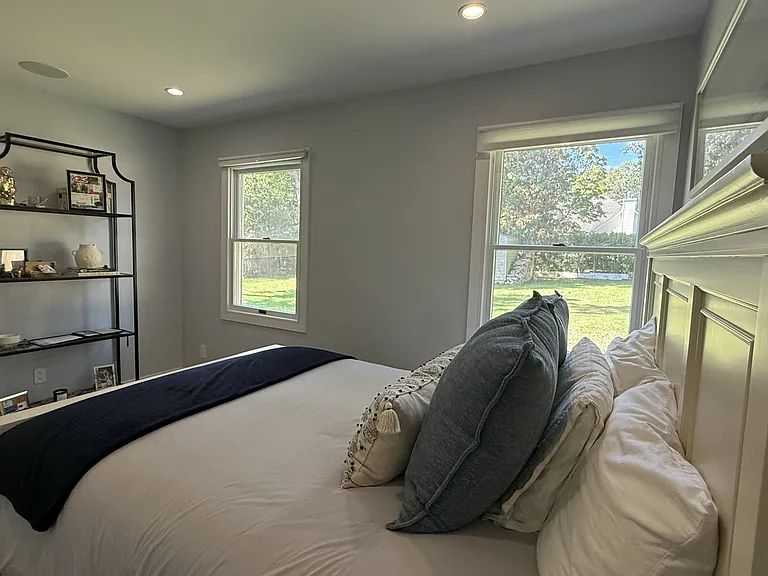 38 Foster Ave — Photo 25