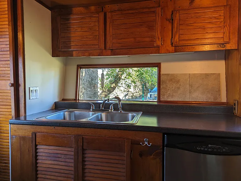 863 Trinidad Ct NE — Photo 23