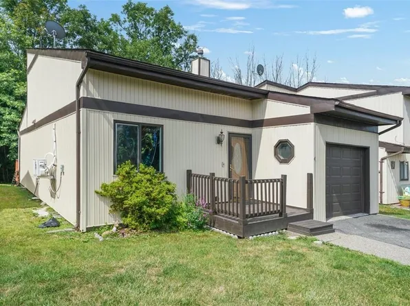 4 Allan Park Mews, Middletown, NY 10940