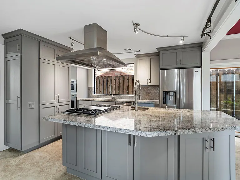 6215 Westcott St #A — Photo 10