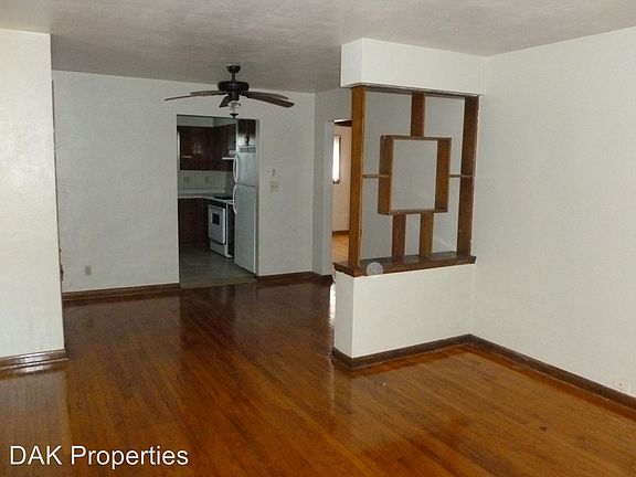 4th image of 7403 N Teutonia Ave #1