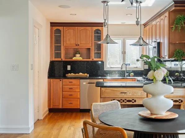 68 Sydney St, Somerville, MA 02145