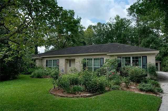 1st image of 8707 Green Valley Dr