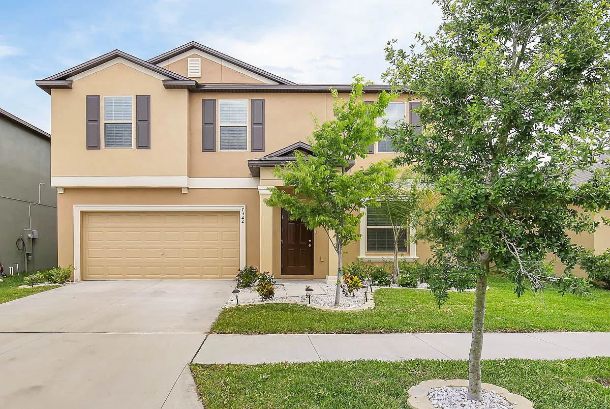 7322 King Creek Dr — Photo 1