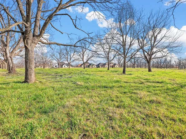 3013 Hazlewood Rd, Granbury, TX 76049