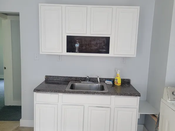 251 Willow St #2, Waterbury, CT 06710