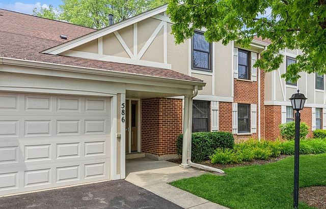 1st image of 586 Williamsburg Ct APT B2