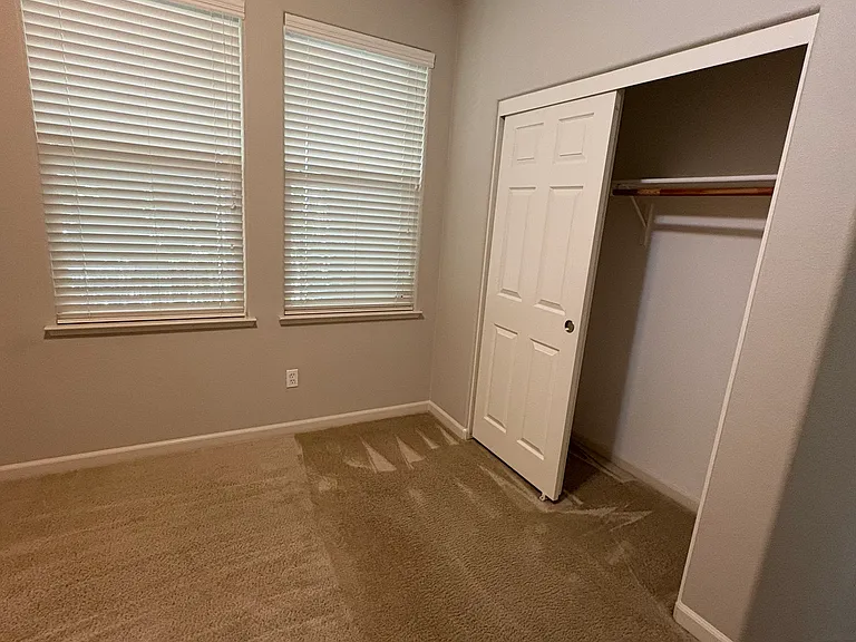 Bedroom #1 (Main Floor)